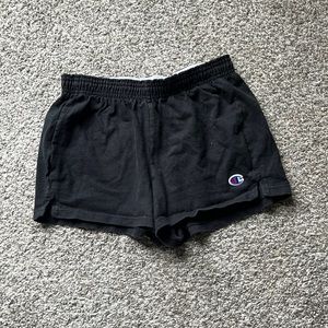 black campion shorts size s